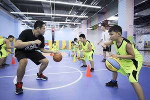 青少年篮球训练一般情况学多久能掌握基础？